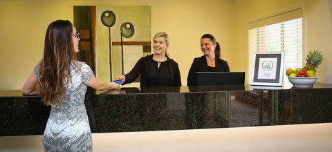 Best Western Plus Hovell Tree Inn - Surfers Gold Coast 0