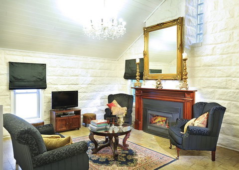 Adeline Bed & Breakfast - Surfers Gold Coast 3