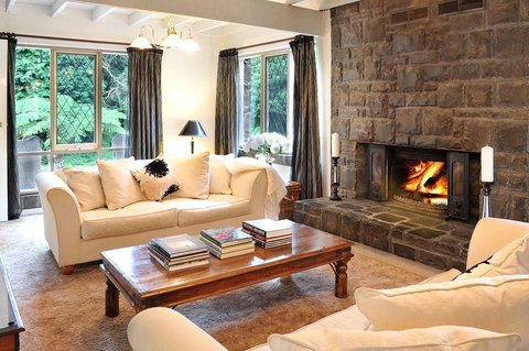 Adeline Bed & Breakfast - Surfers Gold Coast 9