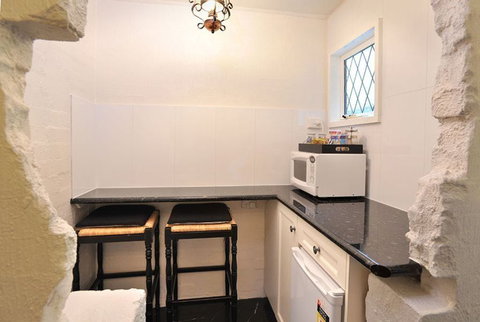 Adeline Bed & Breakfast - Surfers Gold Coast 12