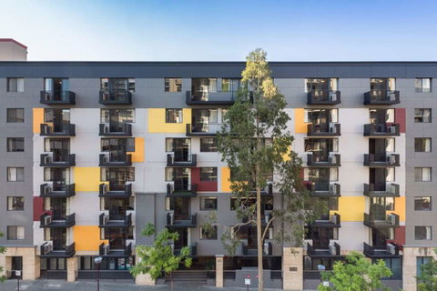 Mont Clare Boutique Apartments - Surfers Gold Coast 0
