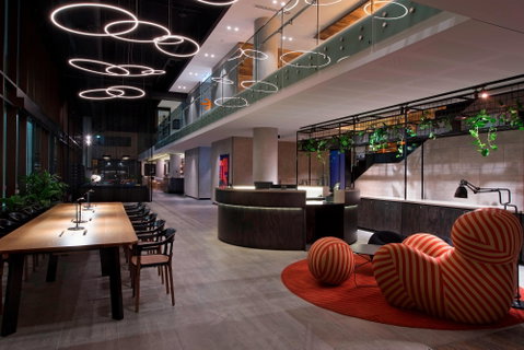 Aloft Perth - Surfers Gold Coast 2