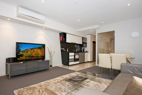 Astra Apartments Perth - Surfers Gold Coast 1