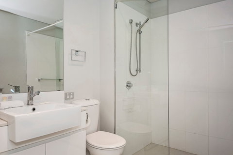 Astra Apartments Perth - Surfers Gold Coast 2