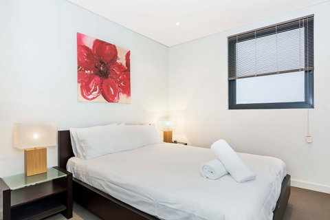 Astra Apartments Perth - Surfers Gold Coast 11