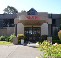 Dingley International Hotel - Surfers Gold Coast