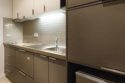 Caroline Serviced Apartments - Surfers Gold Coast 7