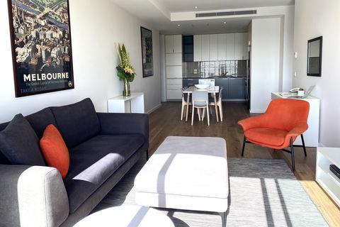 Caroline Serviced Apartments - Surfers Gold Coast 9