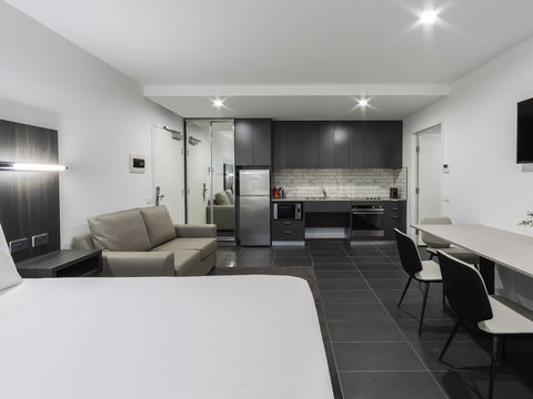 The Sebel Canberra Civic Hotel - Surfers Gold Coast 8