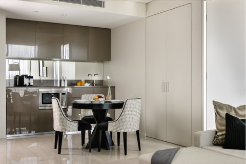 Fraser Suites Perth - Surfers Gold Coast 6