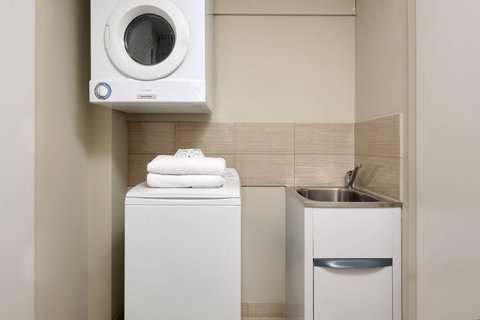 Fraser Suites Perth - Surfers Gold Coast 17