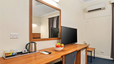 Metro Hotel Perth City - Surfers Gold Coast 5