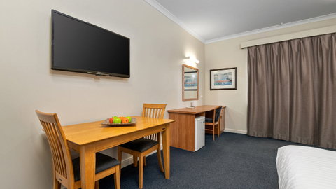 Metro Hotel Perth City - Surfers Gold Coast 6