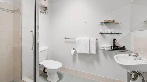 Metro Hotel Perth City - Surfers Gold Coast 7