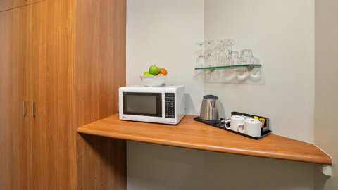 Metro Hotel Perth City - Surfers Gold Coast 8