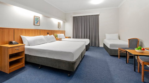 Metro Hotel Perth City - Surfers Gold Coast 10