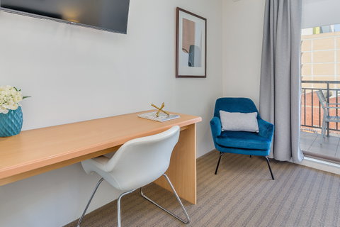 All Suites Perth - Surfers Gold Coast 13
