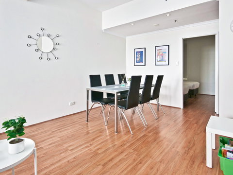 All Suites Perth - Surfers Gold Coast 14