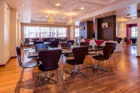 Quality Hotel Ambassador Perth - Surfers Gold Coast 9