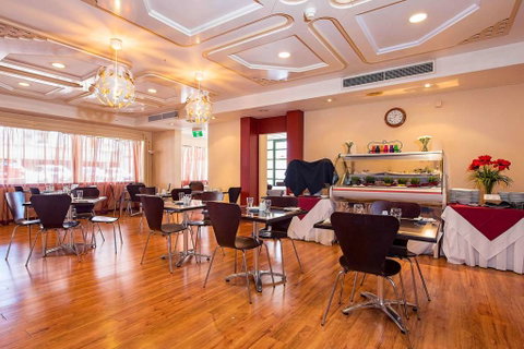 Quality Hotel Ambassador Perth - Surfers Gold Coast 10