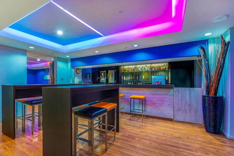 Quality Hotel Ambassador Perth - Surfers Gold Coast 11