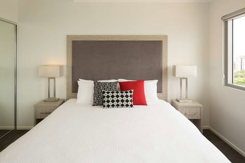 H on Smith Hotel - Surfers Gold Coast 6