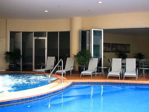 MacArthur Chambers - Surfers Gold Coast 2