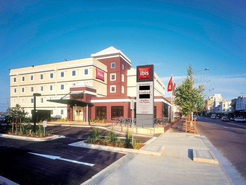 Ibis Newcastle - Surfers Gold Coast 0