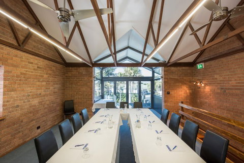 McLaren Vale Motel & Apartments - Surfers Gold Coast 2