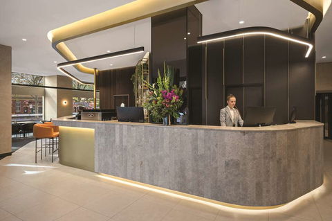 Vibe Hotel Melbourne - Surfers Gold Coast 1