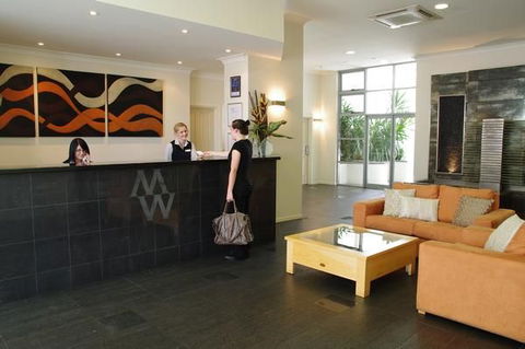Macquarie Waters Boutique Apartment Htl - Surfers Gold Coast 1