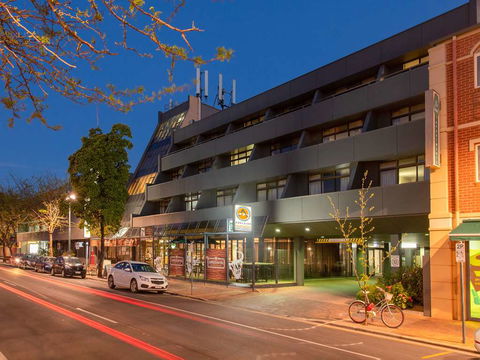 Econo Lodge North Adelaide - Surfers Gold Coast 0