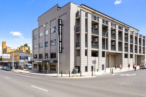 CH Boutique Hotel - Surfers Gold Coast 1