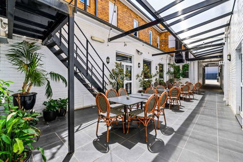 CH Boutique Hotel - Surfers Gold Coast 2