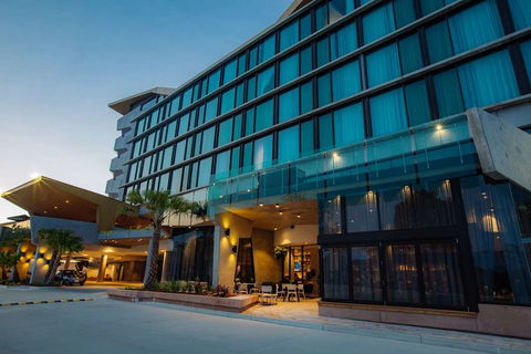 Eatons Hill Hotel - Surfers Gold Coast 0