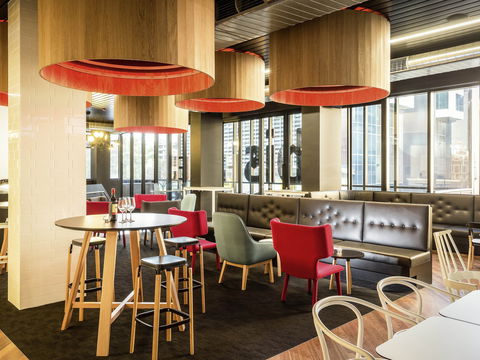 Ibis Adelaide - Surfers Gold Coast 2