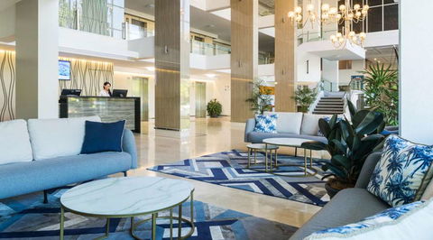 Pacific Hotel Cairns - Surfers Gold Coast 2
