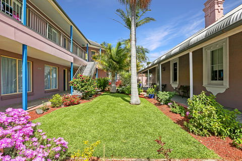 Shellharbour Village Motel - Surfers Gold Coast 2