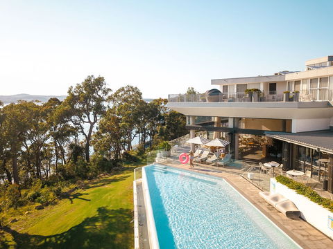 Bannisters Port Stephens - Surfers Gold Coast 0