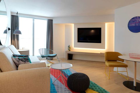 QT Bondi - Surfers Gold Coast 9