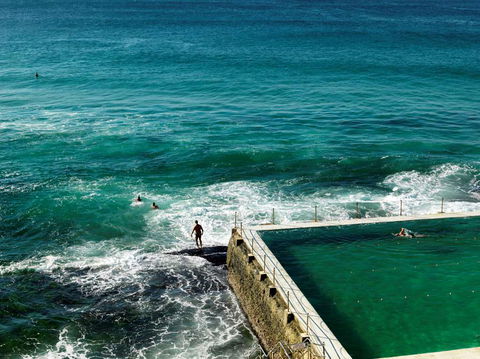 QT Bondi - Surfers Gold Coast 12
