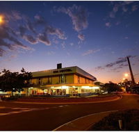 Isa Hotel - Surfers Gold Coast