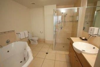 Piermonde Apartments, Cairns - Surfers Gold Coast 16