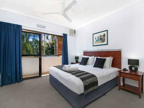 Cairns City Palms - Surfers Gold Coast 8