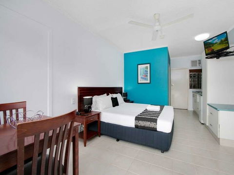 Cairns City Palms - Surfers Gold Coast 11