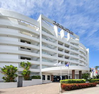 DoubleTree by Hilton Cairns - Surfers Gold Coast