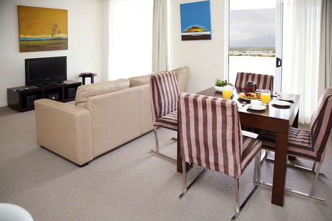 Cairns Central Plaza Apartment - Surfers Gold Coast 13