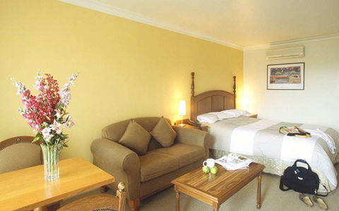 Best Western Plus The Tudor-Box Hill - Surfers Gold Coast 2