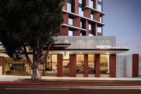 Veriu Green Square - Surfers Gold Coast 0