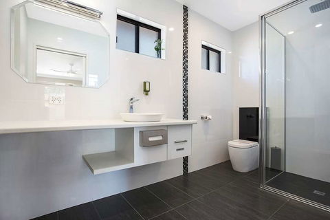 Comfort Inn May Park - Surfers Gold Coast 2